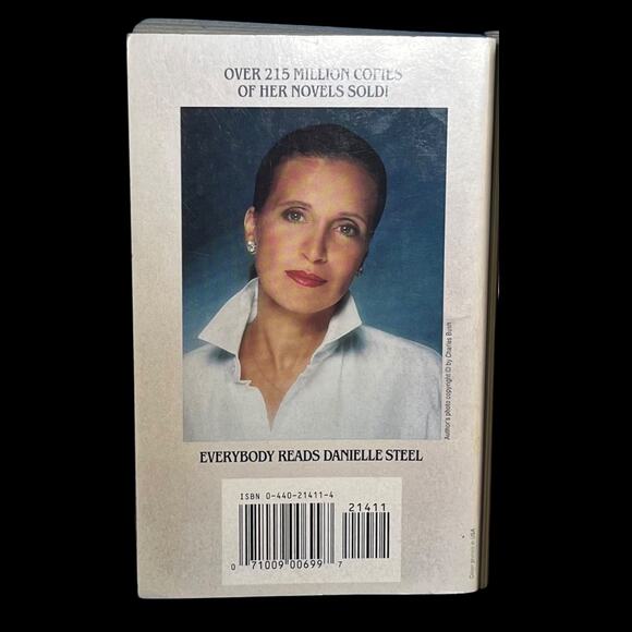 Mixed Blessings by Danielle Steel Paperback 1994 Dell Romance Drama Fiction - Picture 2 of 3